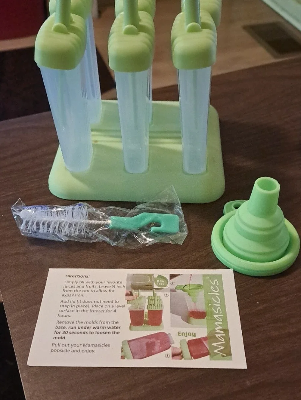 Green Popsicle Mold Set – BPA-Free, Dishwasher-Safe